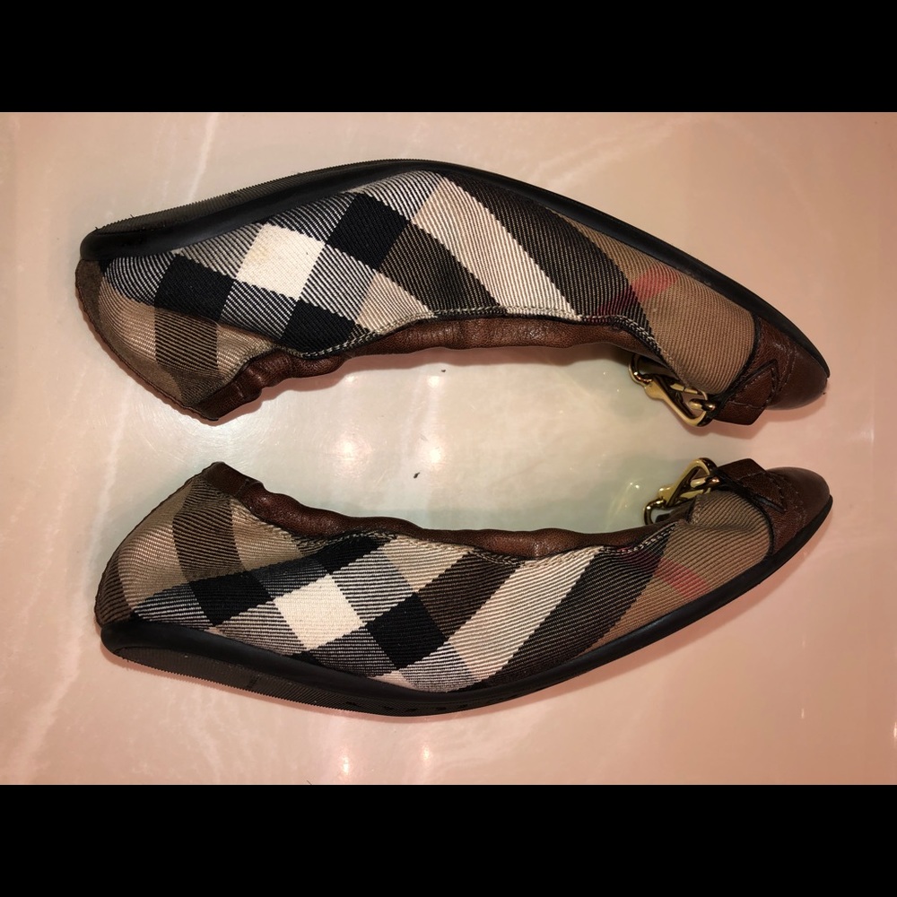 Authentic Burberry flats